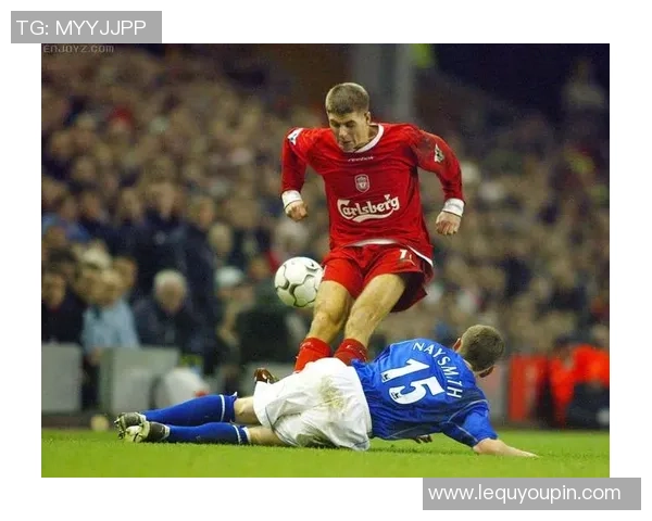 足球世界超级巨星精彩瞬间集锦 全面回顾历代传奇球员风采